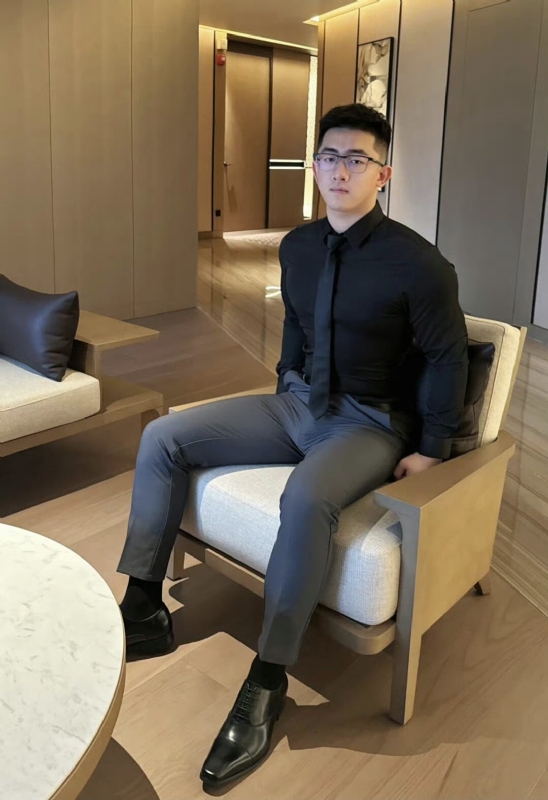 李寒外改英文可家的第一张照片--龙岩相亲服务中心