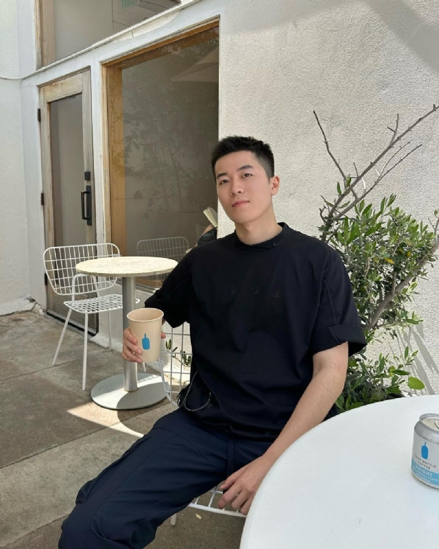 VV的第二张照片--龙岩相亲服务中心