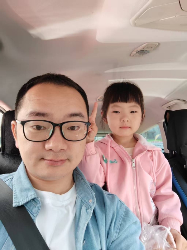 知天晓的第一张照片--龙岩相亲服务中心