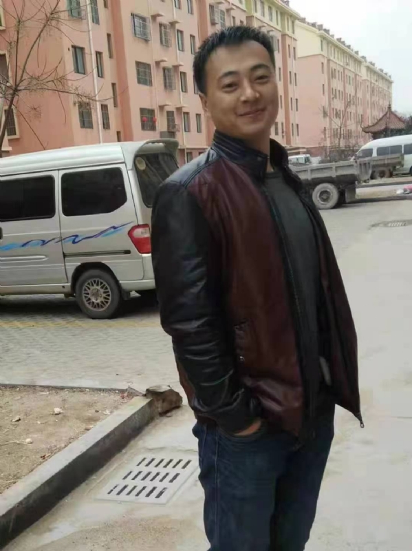 云淡风轻的第一张照片--龙岩相亲服务中心