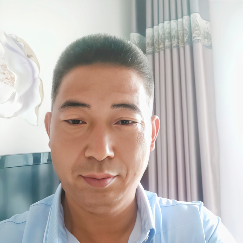 雨中漫步的第一张照片--龙岩相亲服务中心