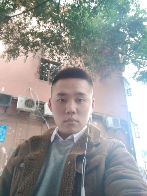 想了很久的男人的第一张照片--龙岩相亲服务中心