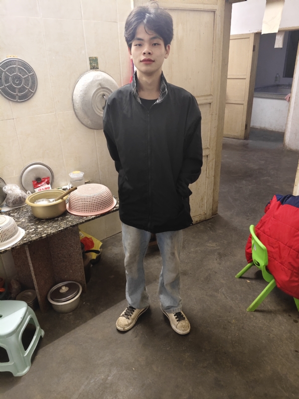 铭泽的第一张照片--龙岩相亲服务中心