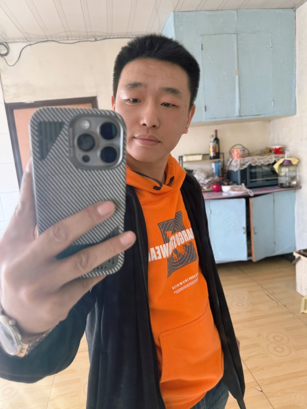 烟花易笑的第五张照片--龙岩相亲服务中心