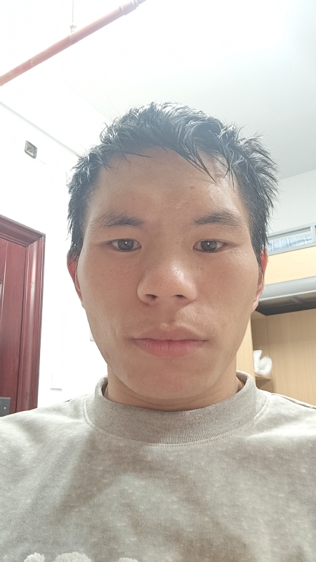 阳光的第一张照片--龙岩相亲服务中心