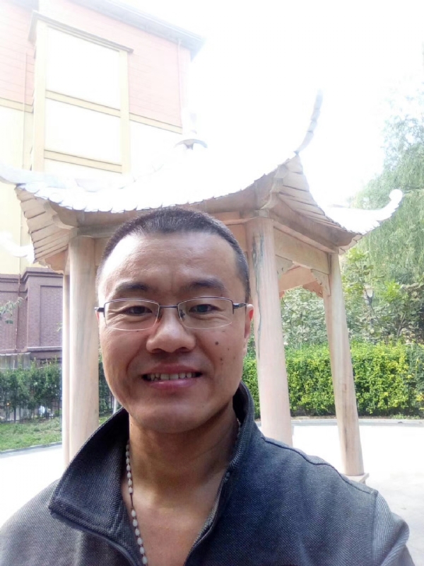 撸起袖子加油干的第一张照片--龙岩相亲服务中心