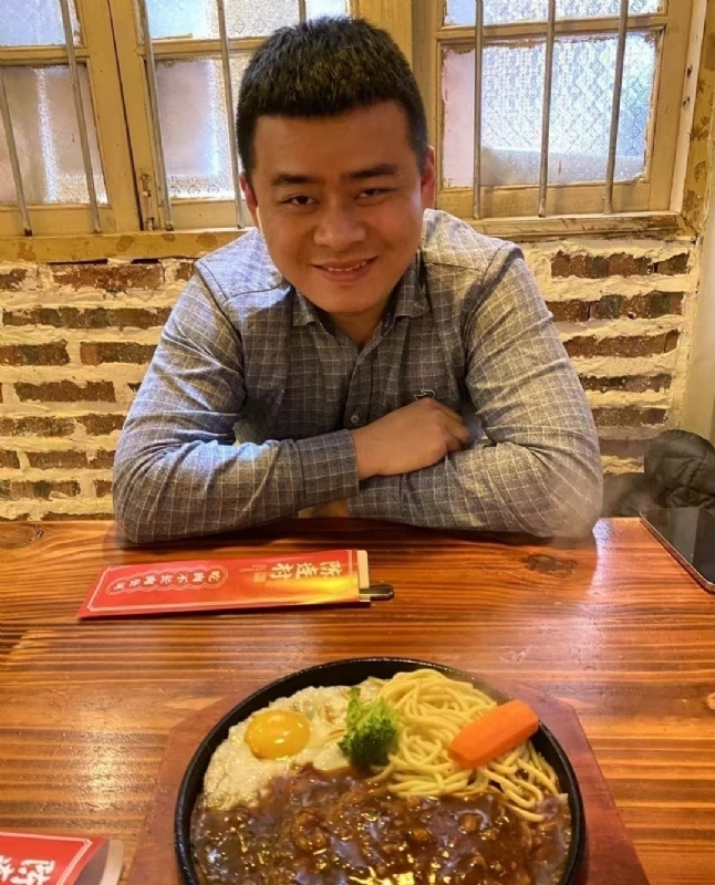 薛诚玖的第三张照片--龙岩相亲服务中心