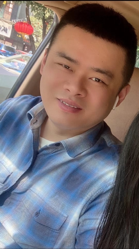 薛诚玖的第四张照片--龙岩相亲服务中心