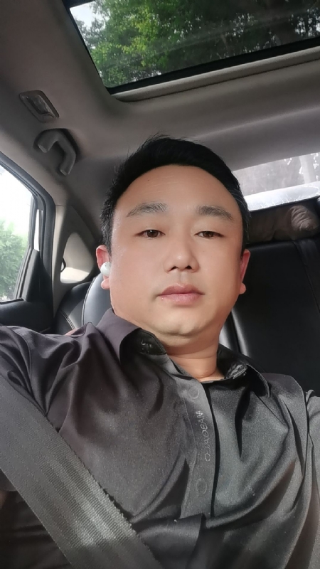 老烽的第一张照片--龙岩相亲服务中心