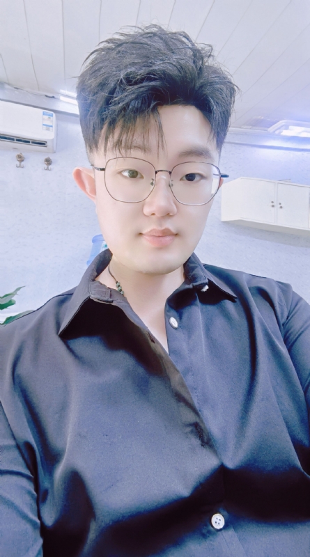 赵财进宝的第二张照片--龙岩相亲服务中心