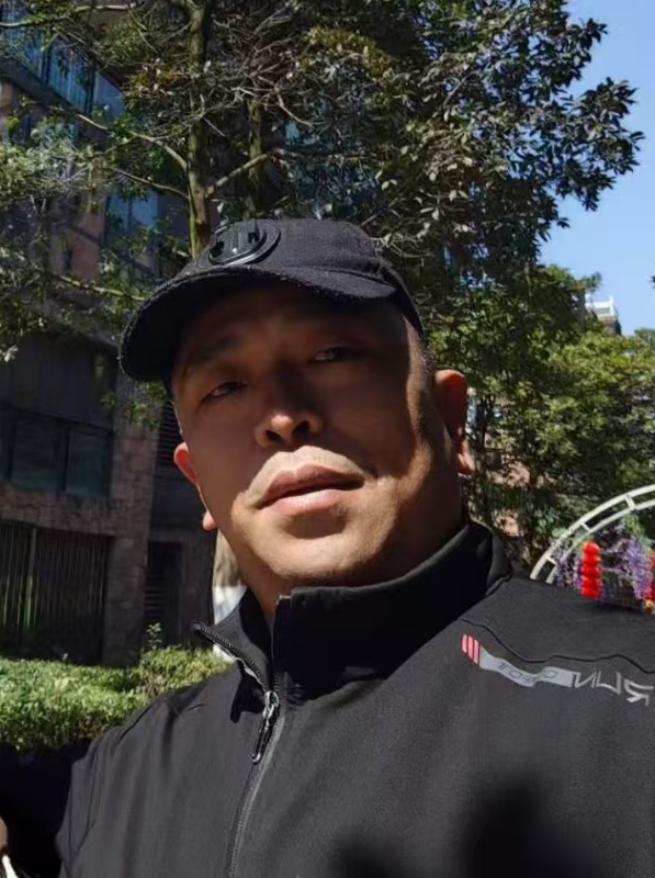 蓝色海洋的第一张照片--龙岩相亲服务中心