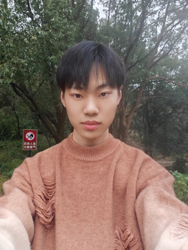 祤辰的第一张照片--龙岩相亲服务中心