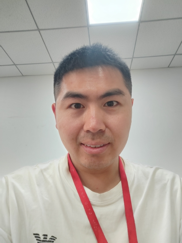 希望碰到有缘人的第一张照片--龙岩相亲服务中心